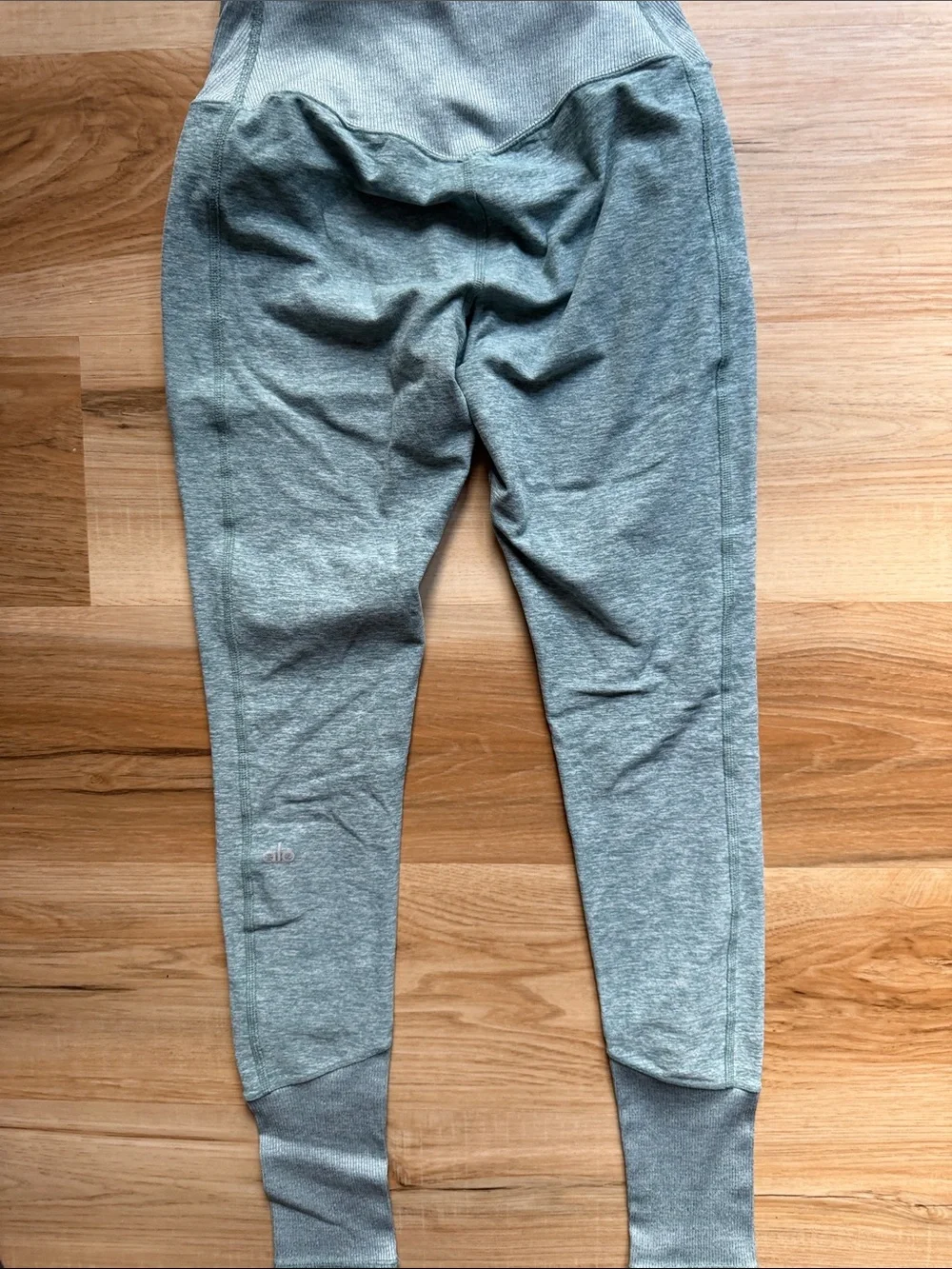 Alo Gray Rib-Waist Leggings